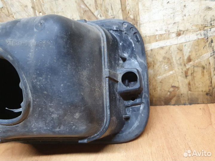 Лючок бензобака Skoda Superb лифтбек 2 cdab 2012