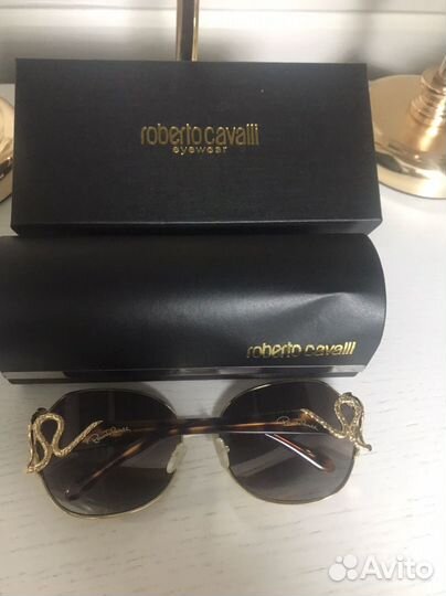 Солнцезащитные очки roberto cavalli