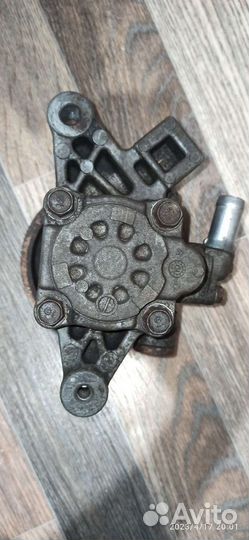 Насос гур Honda