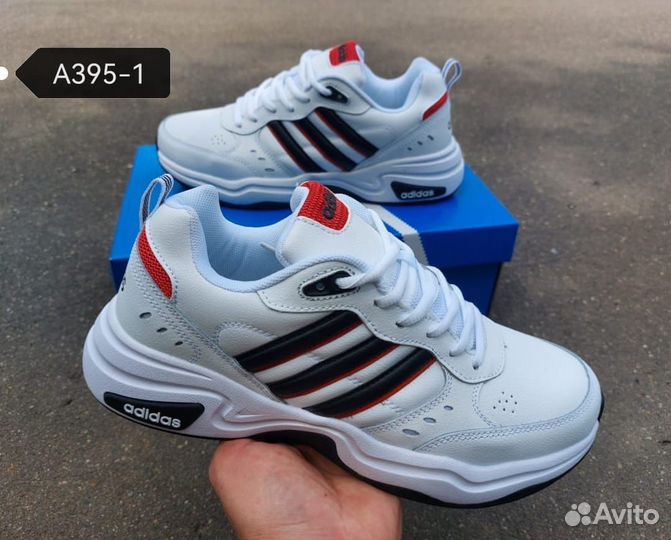 Кроссовки Adidas