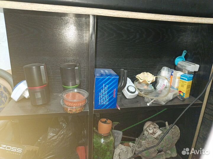 Акриловый аквариум на 140л с украшениями и грунтом