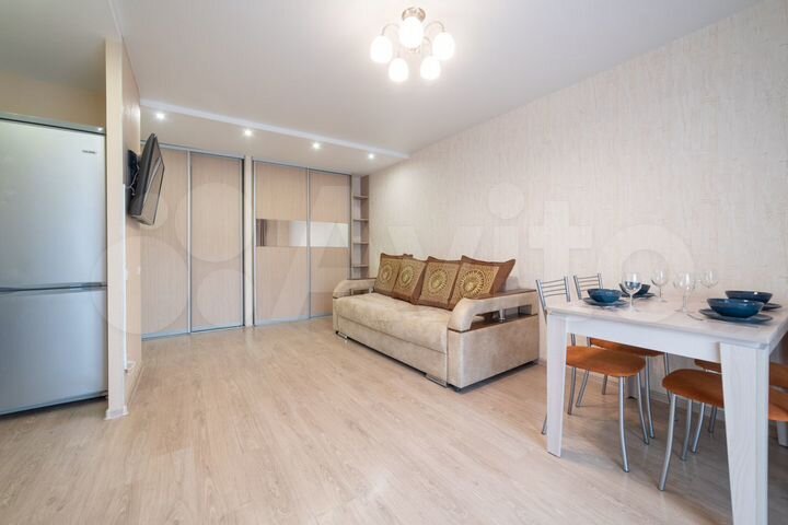 2-к. квартира, 54 м², 10/19 эт.