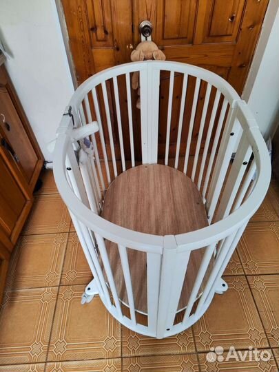 Детская кровать stokke с 0-3 лет на колёсах бу