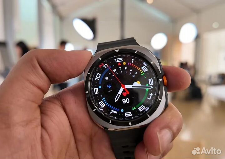 Смарт-часы Samsung Galaxy Watch Ultra