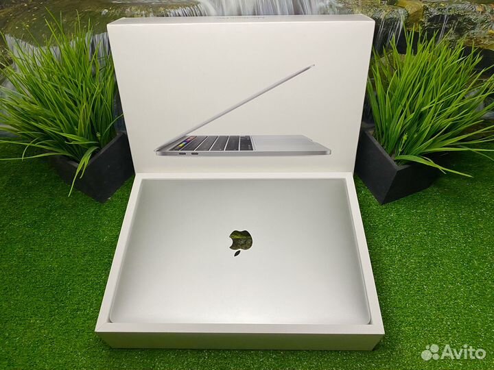 MacBook Pro 13 2020 16/512 Как новый/Ростест