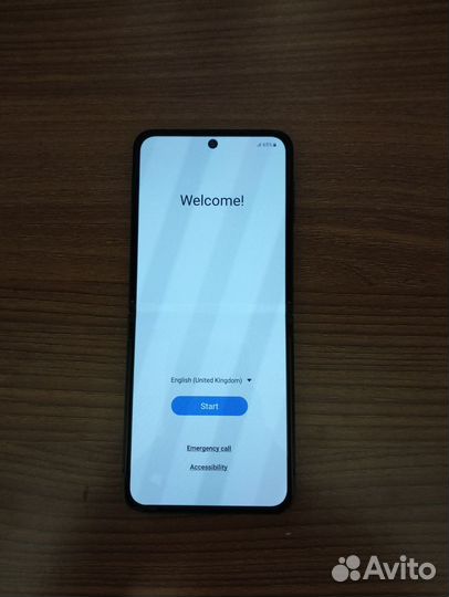 Телефон samsung galaxy z flip4