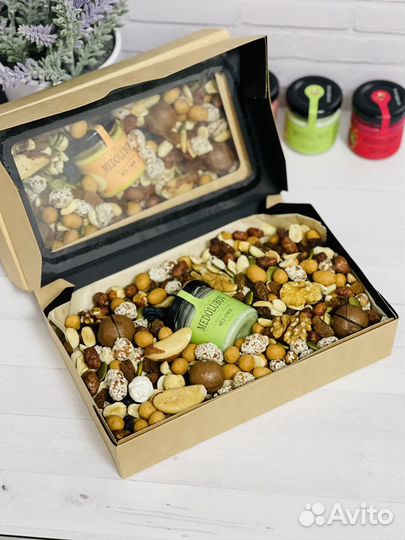 Набор орехов с медом-суфле