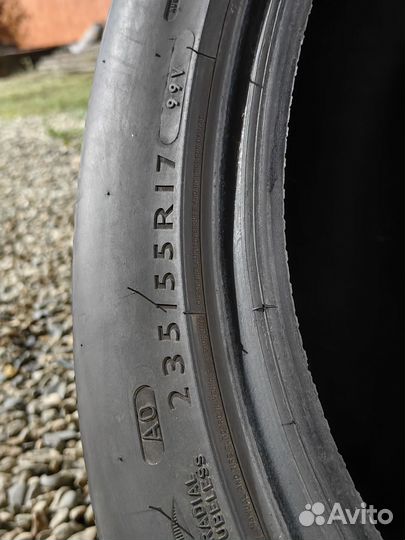 Dunlop Sport Maxx RT 235/55 R17