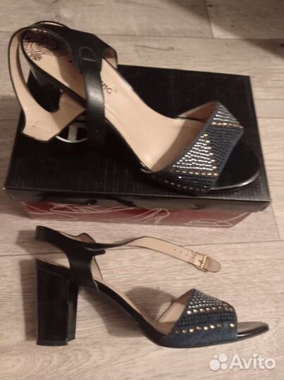 Босоножки б/у