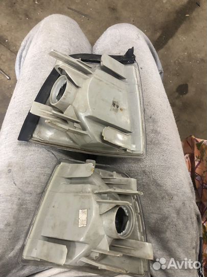 Поворотники audi 80