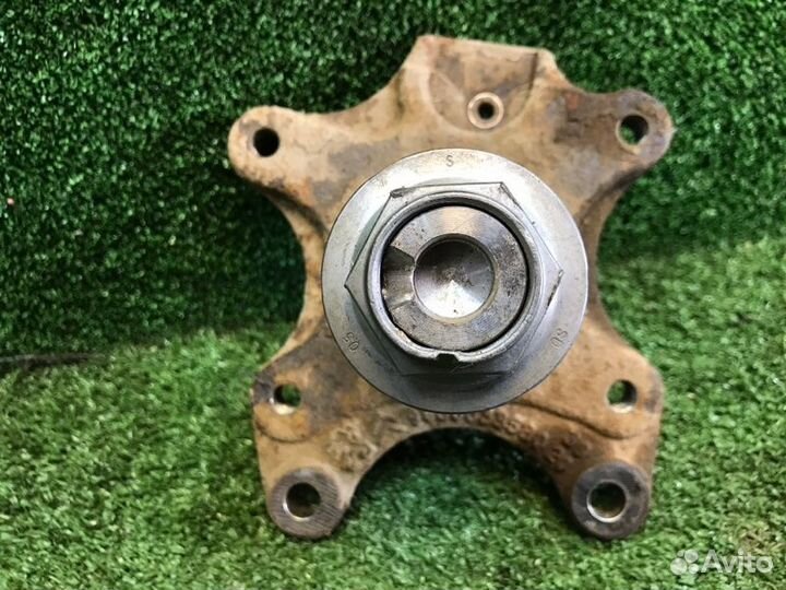 Ступица задняя левая Peugeot 308 хэтчбек 1.6 2008