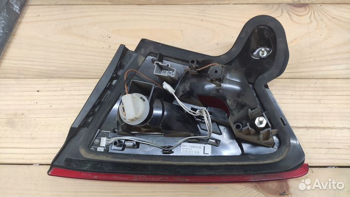 Фонарь Ford Mondeo 4 задний левый в крышку