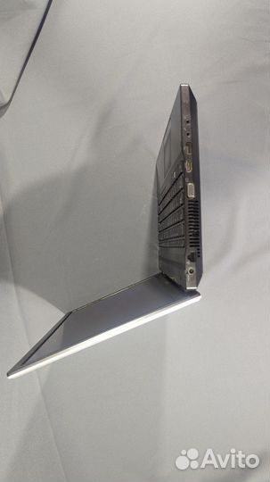 Ноутбук i5/6Gb/Mx 520 Отличная работоспособность