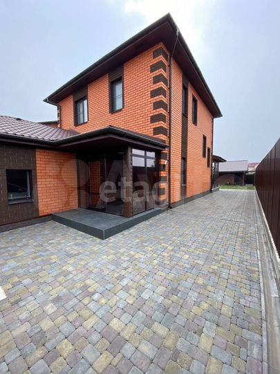 Коттедж 130 м² на участке 6 сот.