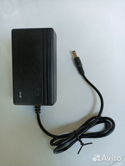 Зарядное устройство для аккумуляторов 5S 18-21 в