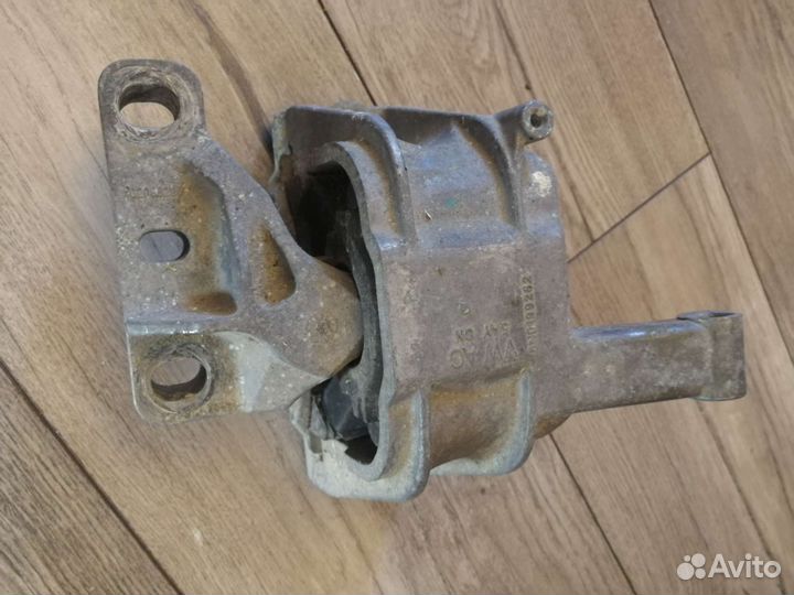 Опора двигателя volkswagen tiguan