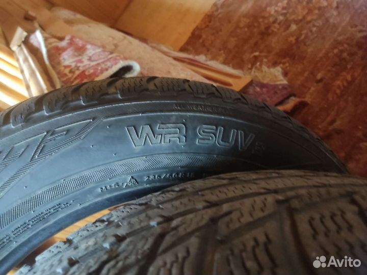 Nokian Tyres WR SUV 3 235/60 R18