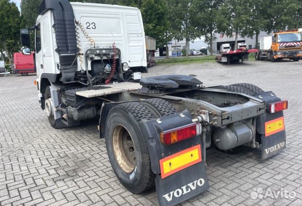 Разбираем европейский грузовик Volvo, FM 2001-2005