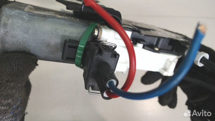 Стеклоподъемник электрический Volkswagen Polo, 200