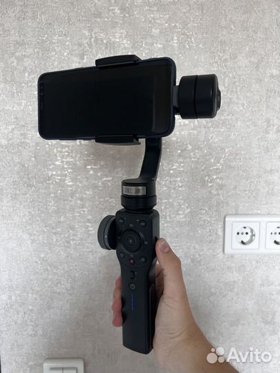 Стабилизатор zhiyun smooth 4