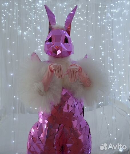Костюм зеркального зайца - ростовая кукла