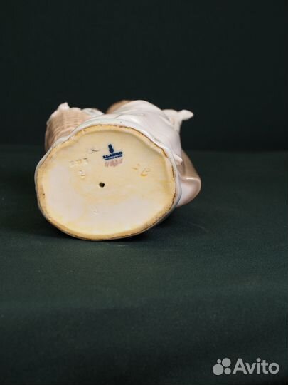 Lladro. Фарфоровая статуэтка 
