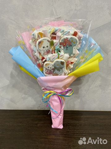 Сладкий букет с персонажами из мульфильмов