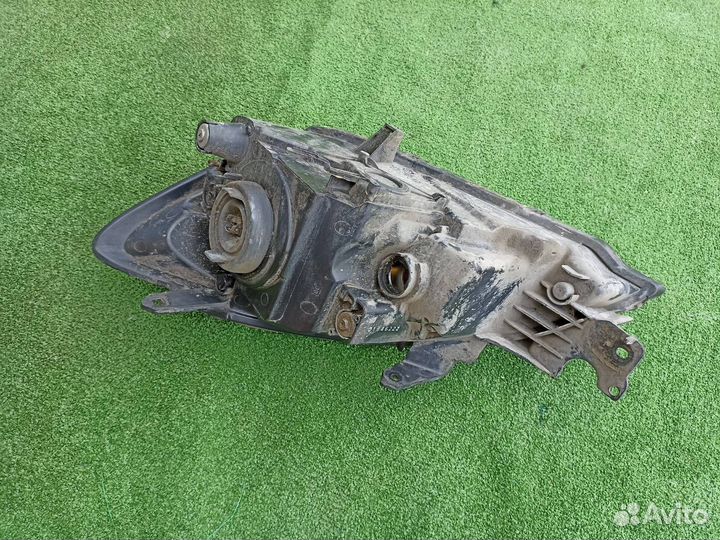 Фара передняя правая Mitsubishi Lancer 9 универсал