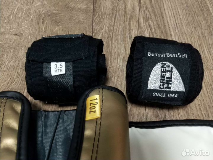 Боксерские перчатки 12 oz everlast с бинтами