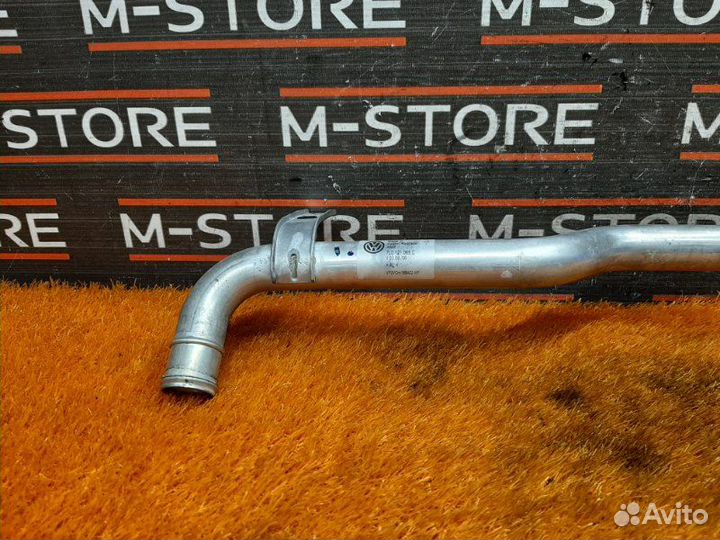 Патрубок системы охлаждения Volkswagen Touareg 7L