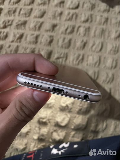 iPhone 6S, 32 ГБ