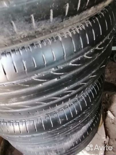 Bridgestone Dueler H/T 285/60 R18