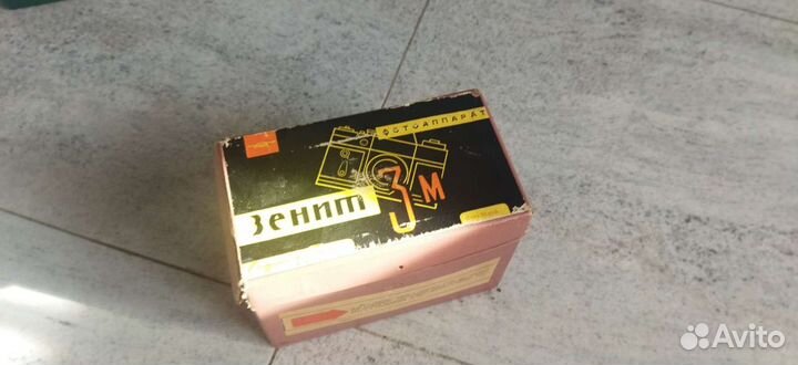 Зеркальный фотоаппарат Зенит