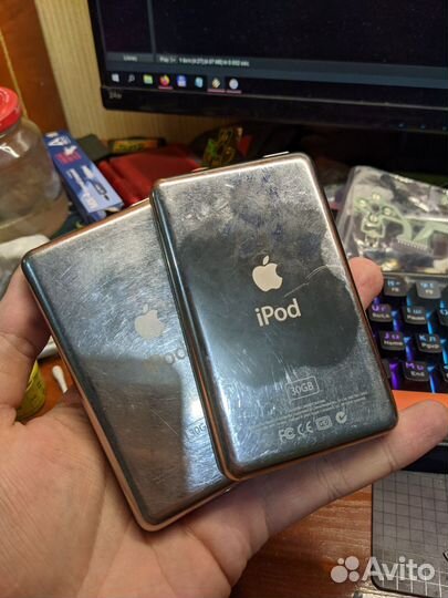 iPod Classic 5 (цена за 2шт)