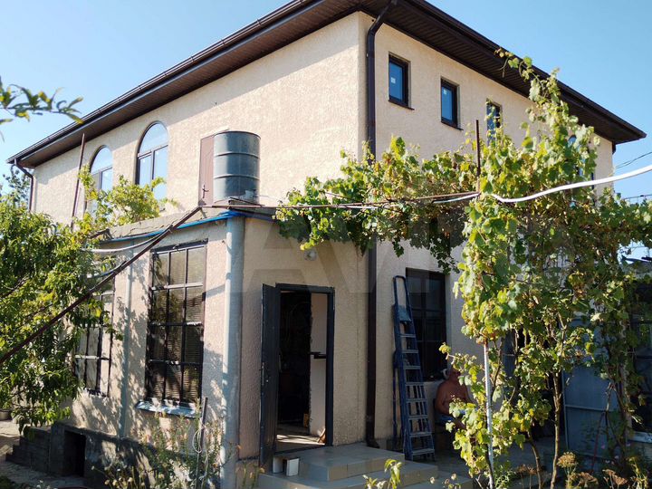 Дом 340 м² на участке 11 сот.