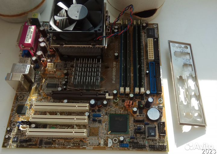 Материнская плата с процессором asus P4P800-VM
