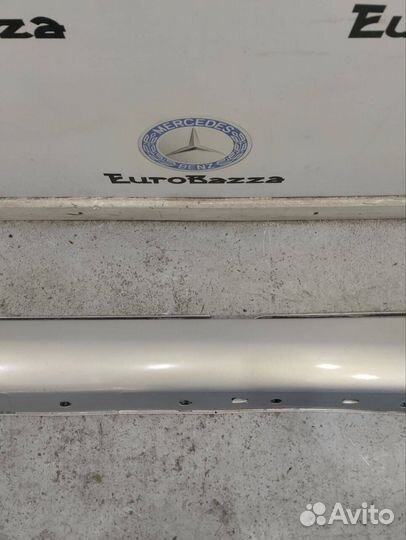 Накладка порога пластиковая левая Mercedes W203