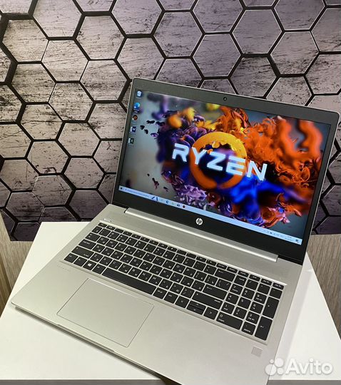 Мощный HP ноутбук Ryzen 5 3500U, Vega 8, SSD