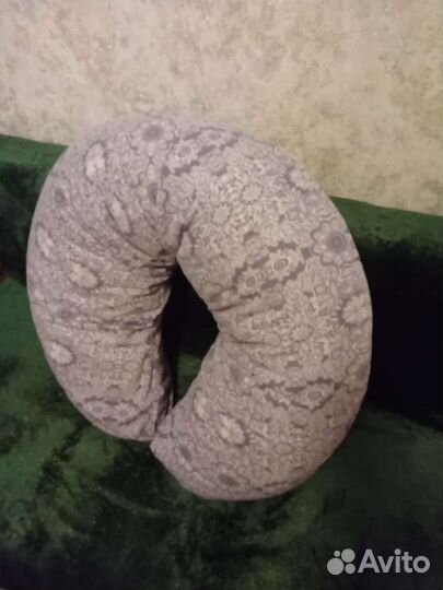 Подушка большая под спину или для беременных127/32