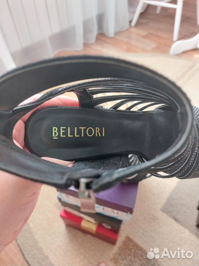 Продам обувь