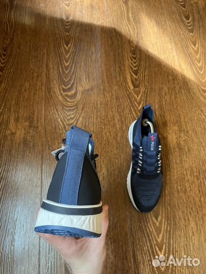 Кроссовки мужские