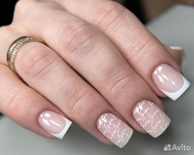 Модель на маникюр с покрытием,наращивание ногтей