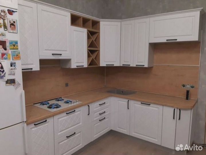 Кухонный гарнитур угловой