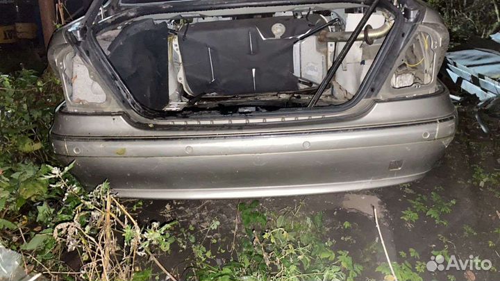 Задний бампер w220