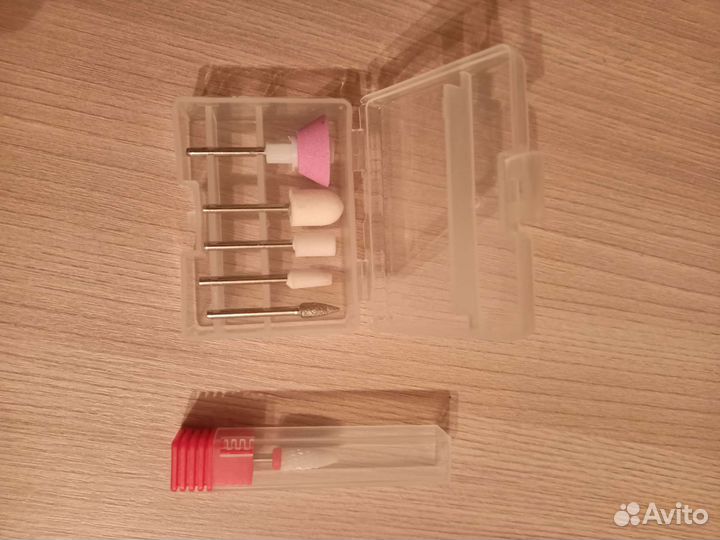 Портативный аппарат для маникюра и педикюра