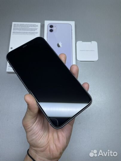 iPhone 11, 64 ГБ
