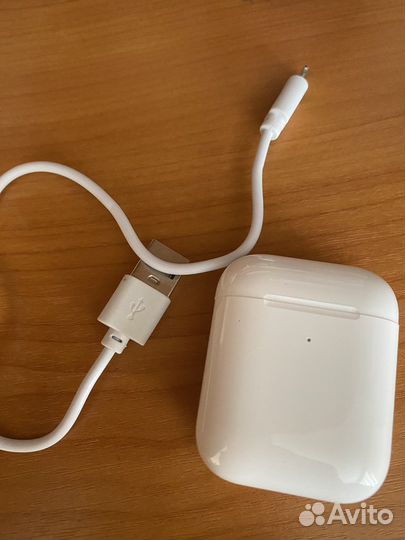 Наушники airpods