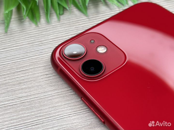 iPhone 11 64GB Red