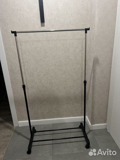 Вешалка напольная