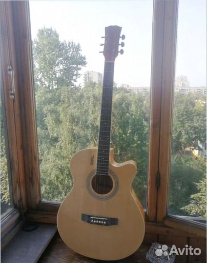 Гитара акустическая Elitaro